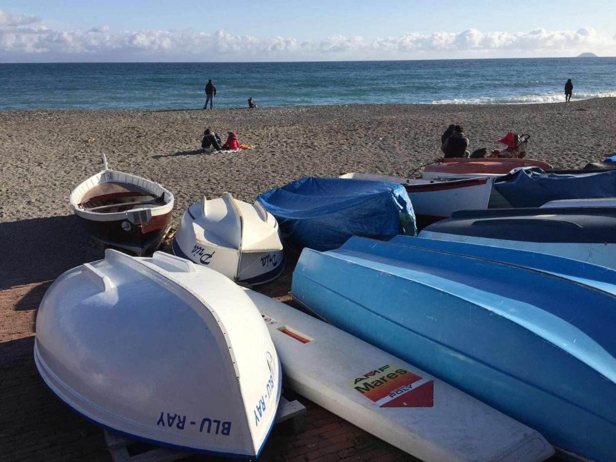 Fornaci 9 Rivieraholiday Pietra Ligure Exterior foto